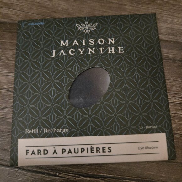 new eyeshadow refill maison jacynthe - Picture 1 of 2